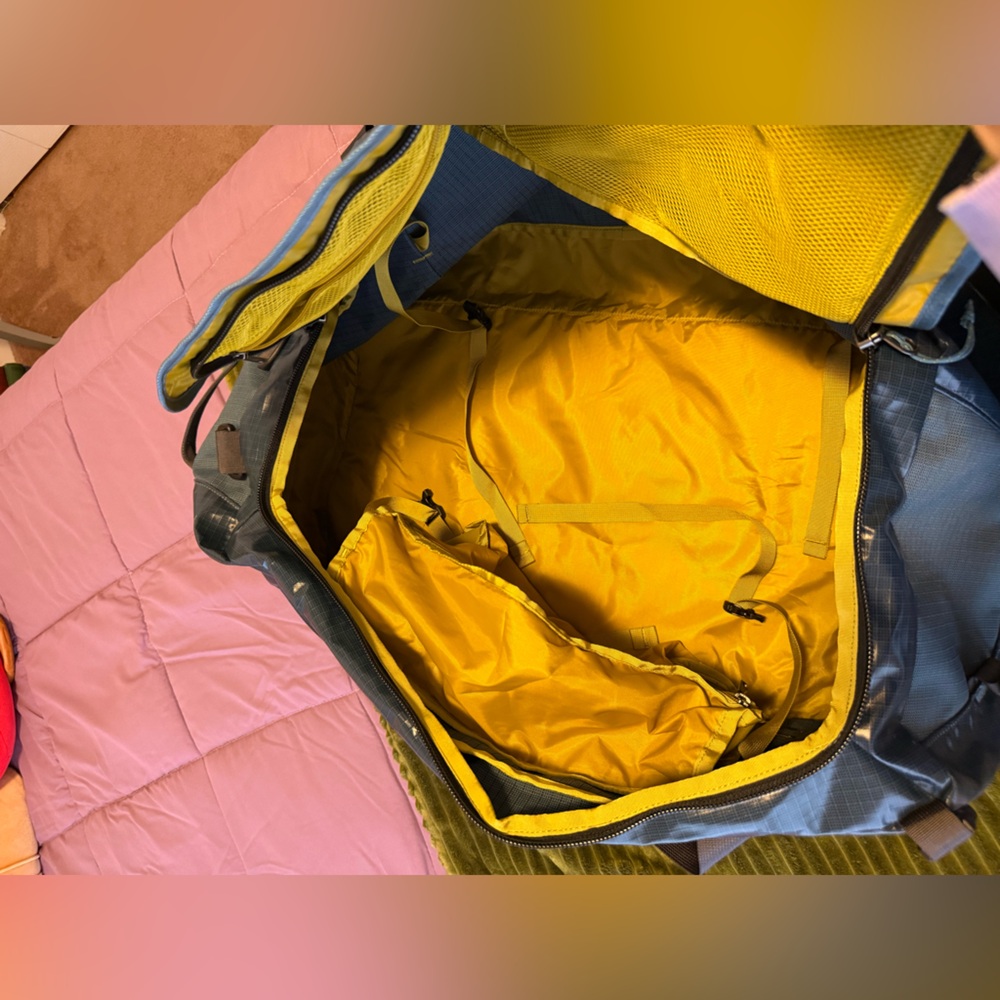 Patagonia 70L Black Hole Duffel - Picture 5 of 5